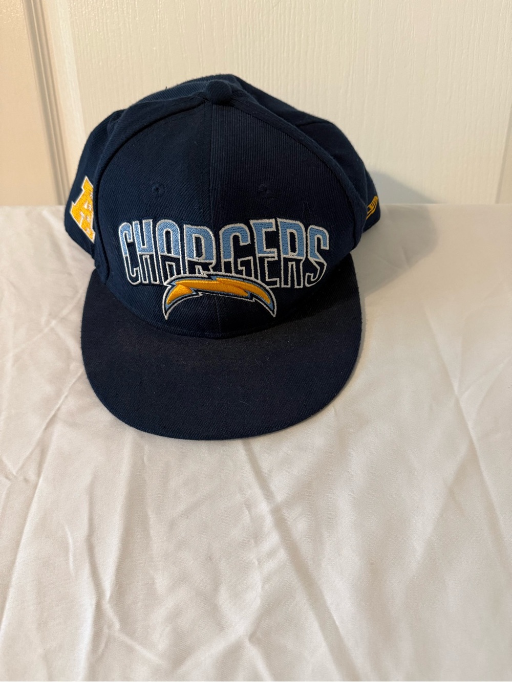Chargers Navy Team Logo Baseball Cap - Unbranded